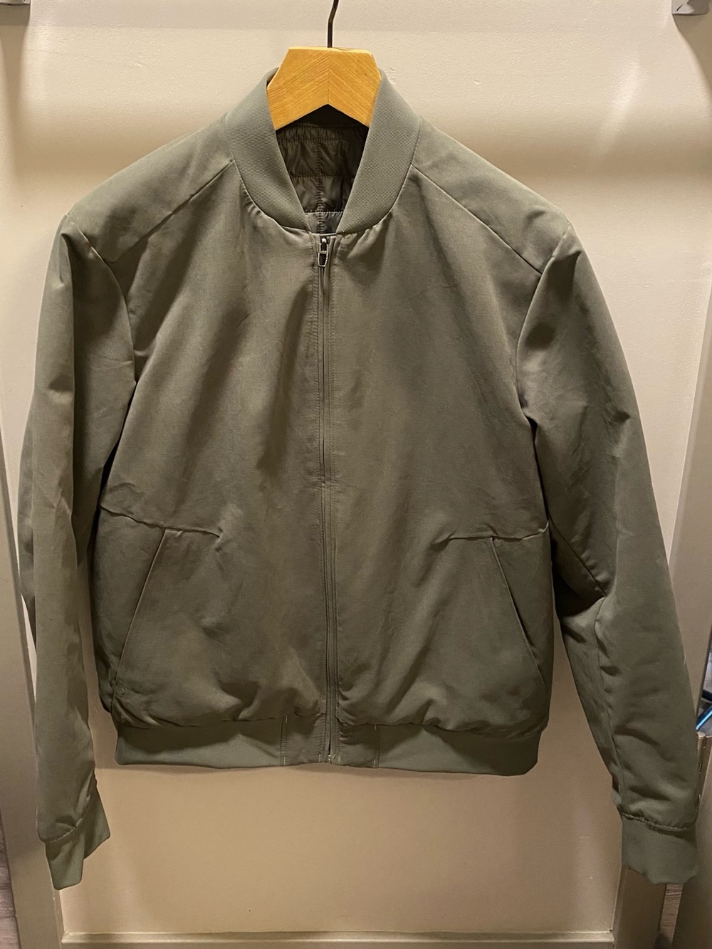 Lululemon Switch Over Bomber Jacket - Men's Willow Green Reversible
